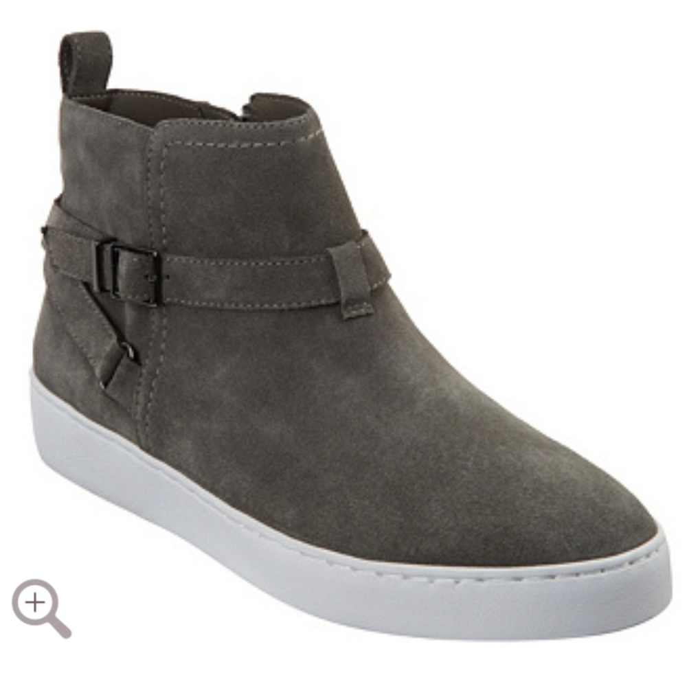 Vionic leather slip on shoe "Mitzi" grey